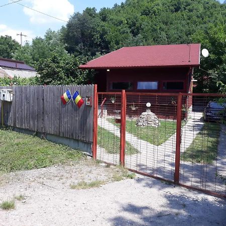 Canadian House Sărata-Monteoru Esterno foto